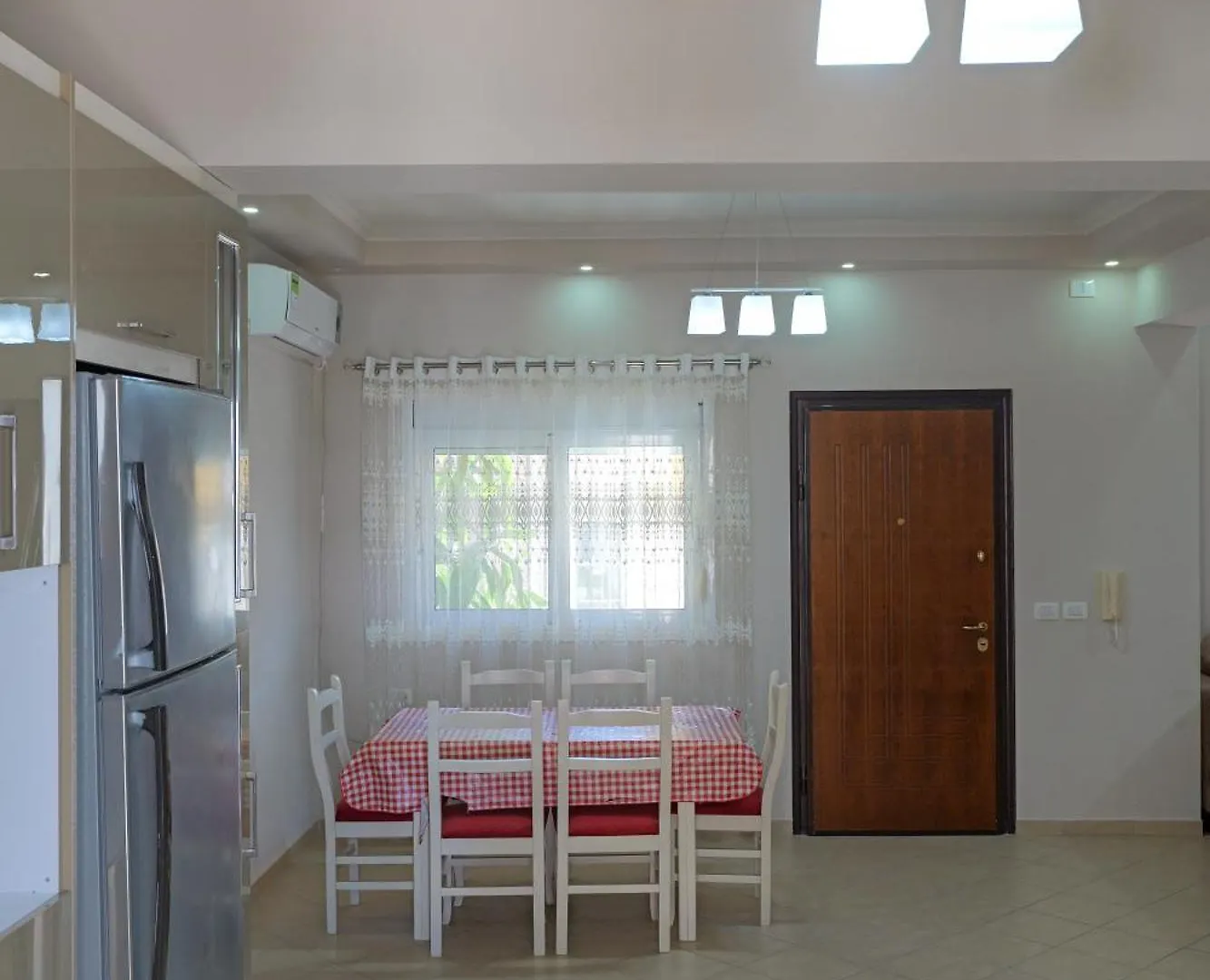 Dana Hotel Apartments Sarandë